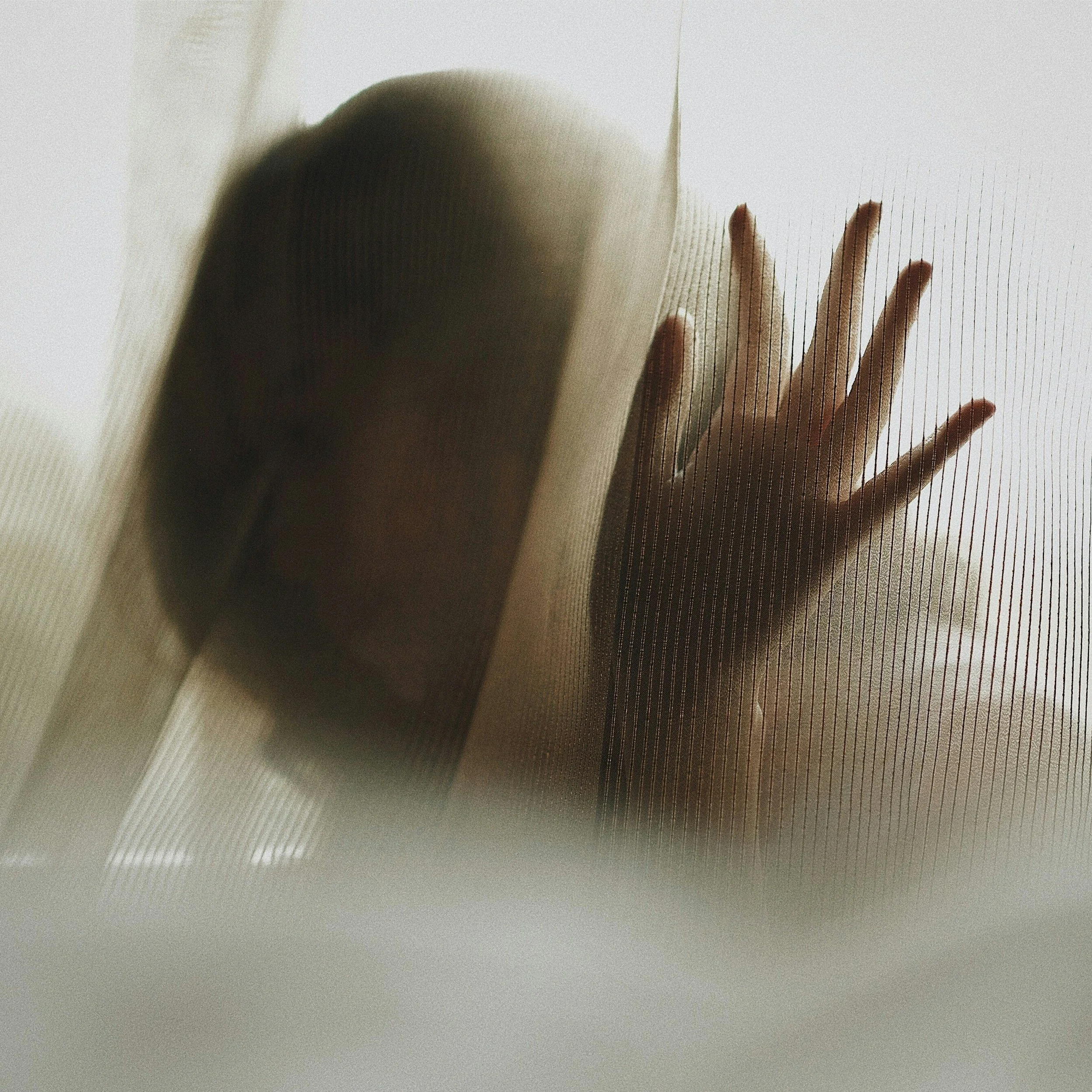 Estatus, presión y silencio: la cara oculta del estrés social